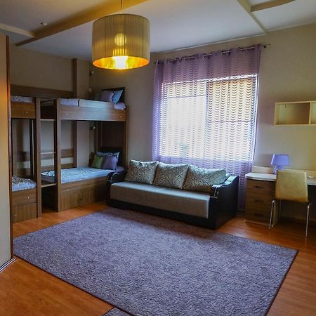 City Hostel Panorama Uzhhorod Ruang foto
