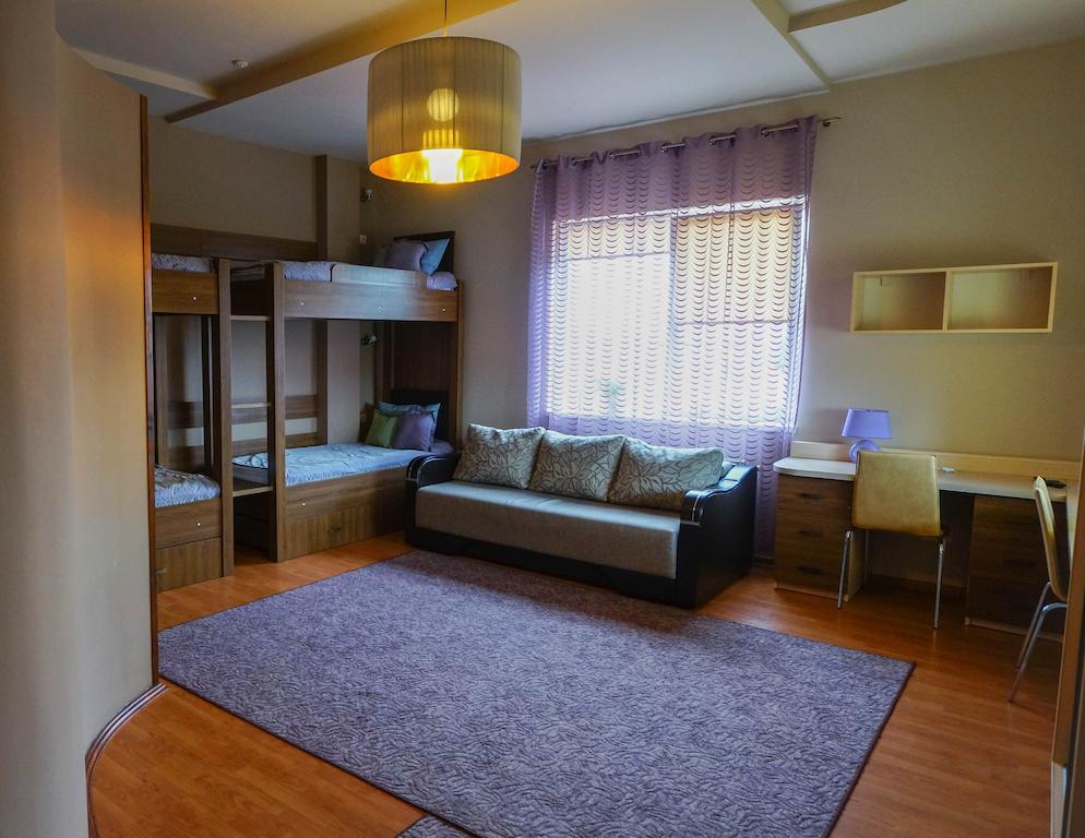 City Hostel Panorama Uzhhorod Ruang foto